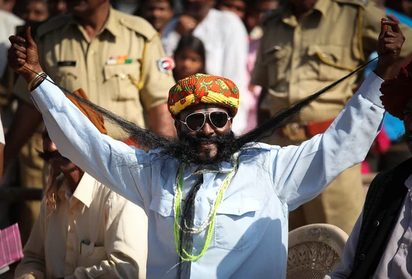 Concursante no identificado en el concurso de bigote en la feria de Pushkar . —  Fotos de Stock