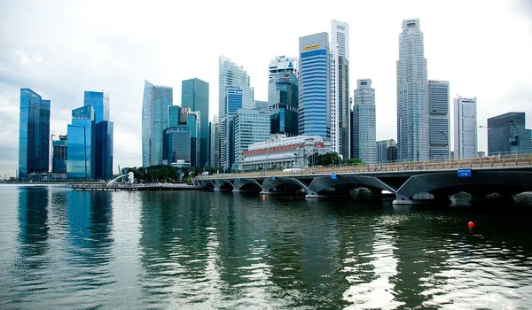 Singapore-dec 29: singapore skyline på Dec 29, 2010. — Stockfoto