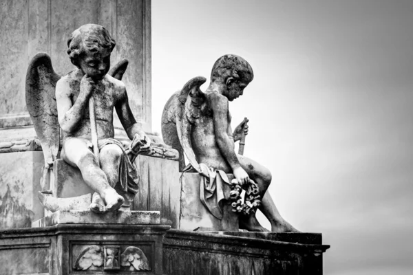 Escultura bonita em um cemitério de Melbourne — Fotografia de Stock