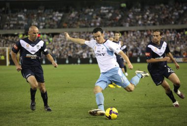Melbourne - 20 Mart: mark Köprüsü (c) sydney FC Mart 20, 2010 Melbourne melbourne victory karşı lig a grand final topu haçlar.