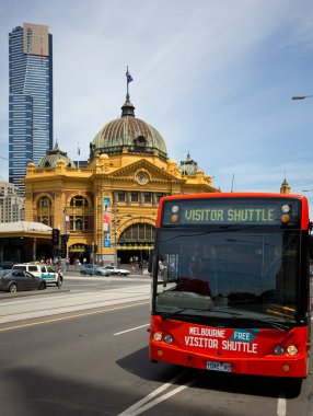Melbourne, Avustralya - 29 Ekim: ikonik flinders sokak istasyonu