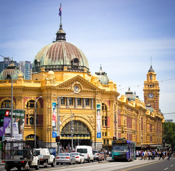 MELBOURNE, AUSTRALIA - OCTOBER 29 : Iconic Flinders Street Station — Stock Photo, Image