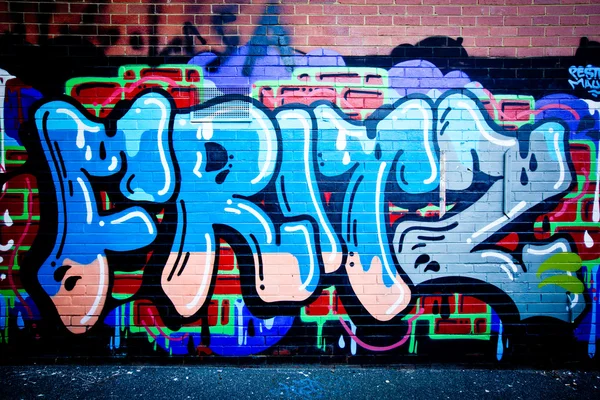 MELBOURNE - 29 DE JUNIO: Arte urbano de artistas no identificados — Foto de Stock