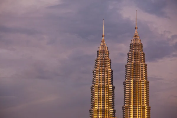 Kuala Lumpur - 15. Dezember: die Petronas Zwillingstürme — Stockfoto