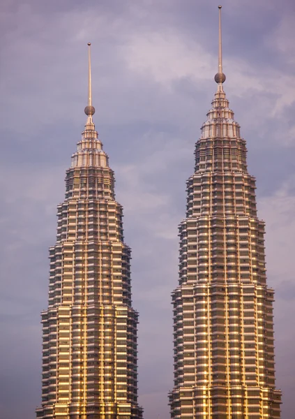 Kuala Lumpur - 15 December: Petronas Twin Towers — Stockfoto