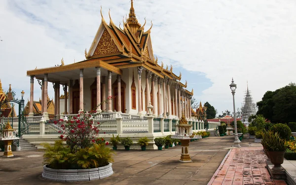 Королівський палац в Пномпені, Камбоджа — стокове фото