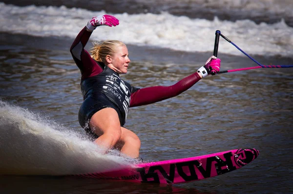 Melbourne, australien - märz 11: whitney mcclintock of canada im slalom event bei den moomba masters — Stockfoto