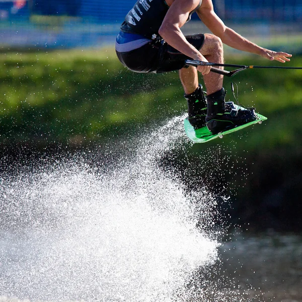 MELBOURNE, AUSTRALIA - MARCH 12: Dylan Prideaux in the wakeboard event at the Moomba Masters — Stock Photo, Image