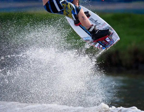 MELBOURNE, AUSTRALIA - 12 DE MARZO: Primer plano de acción del evento de wakeboarding — Foto de Stock