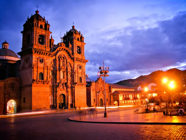 Katedra w cusco nocą Zdjęcia Stockowe bez tantiem