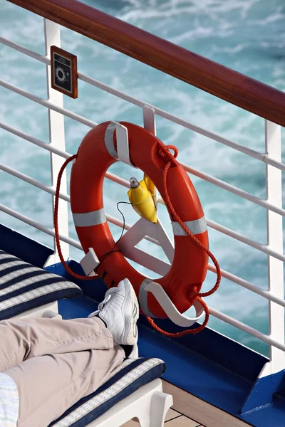 Ontspannen op een cruiseschip — Stockfoto