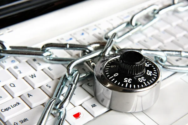 Padlock and keyboard — Stock Photo, Image