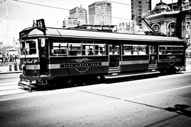 Melbourne, Avustralya - 29 Ekim: ikonik flinders sokak istasyonu 1910 yılında tamamlanmış ve 100.000'in üzerinde kişi tarafından her gün kullanılan