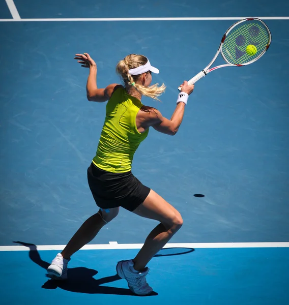 MELBOURNE, AUSTRALIA - 26 DE ENERO: Maria Kirilenko en acción en su cuarta derrota final ante Jie Zheng durante el Abierto de Australia 2010 — Foto de Stock
