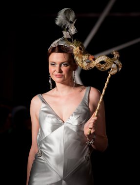 Melbourne - 19 Mart: Bir model tasarımları Baccini ve Hill 2011 L'Oreal Melbourne moda Festivali showcases