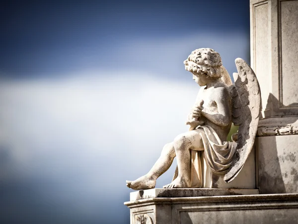 Beautiful Sculpture at a Melbourne Cemetery — Stock Photo, Image