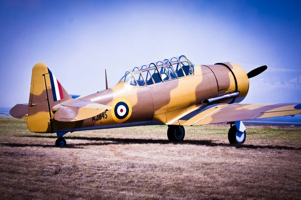 Vintage gevechtsvliegtuig — Stockfoto