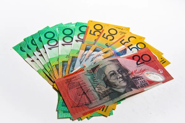 Australische Banknoten isoliert auf weißem Hintergrund — Stockfoto