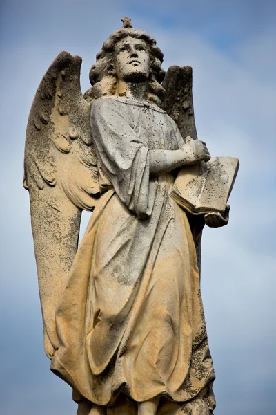 Bella scultura in un cimitero di Melbourne — Foto Stock