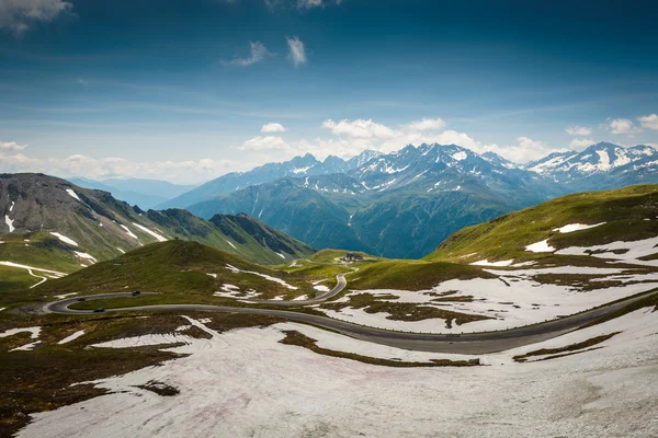 Alpine road — Stock Photo, Image