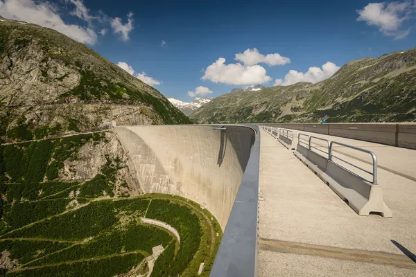 Kapun dam — Zdjęcie stockowe