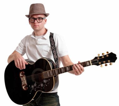siyah gitar ile serin müzisyen.