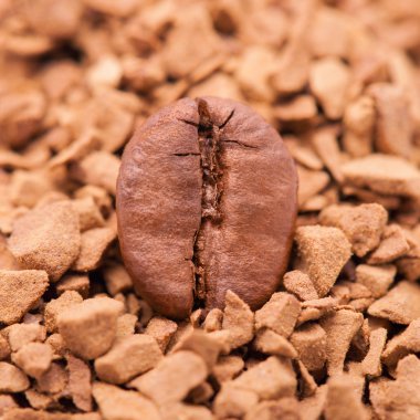 kahve çekirdeği ile arka plan üzerinde hazır kahve