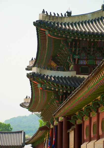 Edifícios antigos coreanos de fora e de dentro . — Fotografia de Stock