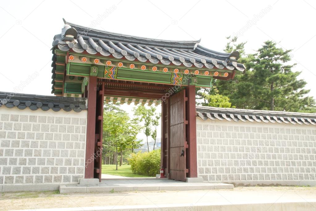 Traditional Korean gateway