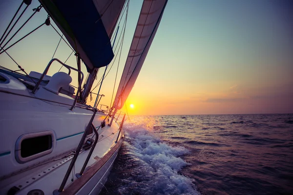 Barco à vela — Fotografia de Stock