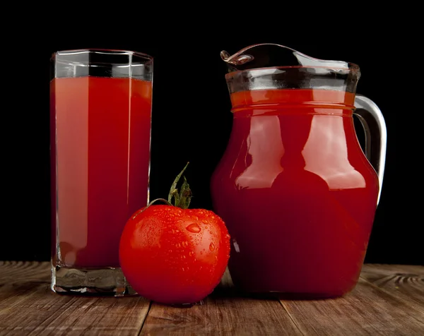 Sumo de tomate e tomate — Fotografia de Stock