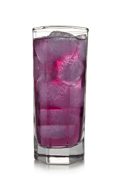 Bebida roja con hielo — Foto de Stock