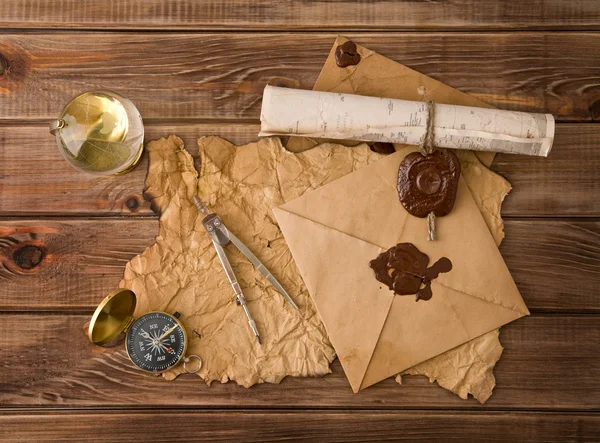 Letters, map, compass and globe — Stock Photo, Image