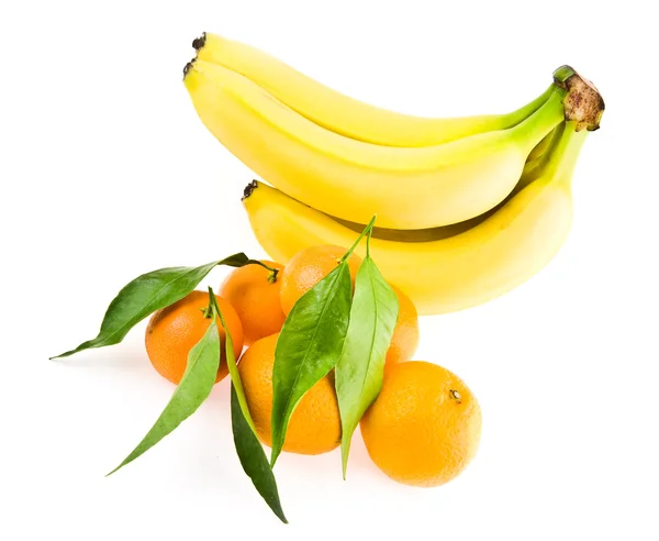 Bananen en mandarijnen — Stockfoto