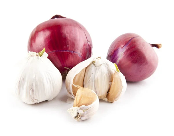 Zwiebeln und Knoblauch — Stockfoto