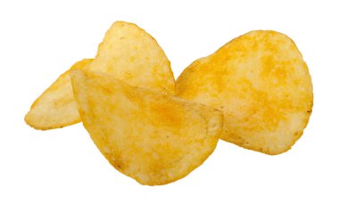 Çipler beyaz arkaplanda izole edilmiş. Tasarım ayrıntıları. Tasarım elemanları. Makro. Tam odaklanma. Kartvizitler, kartpostallar ve posterler için arka plan. Gıda nesnesi tasarımı. 