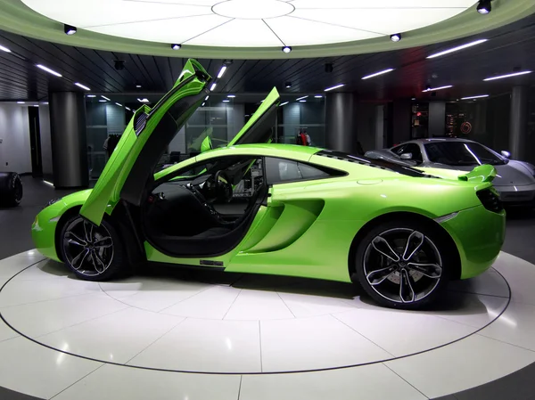 McLaren verde MP4-12C — Foto Stock