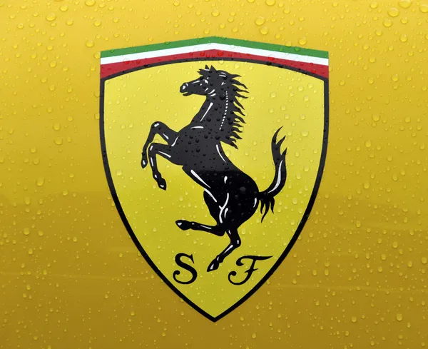 El Cavallino Rampante, símbolo de ferrari — Foto de Stock