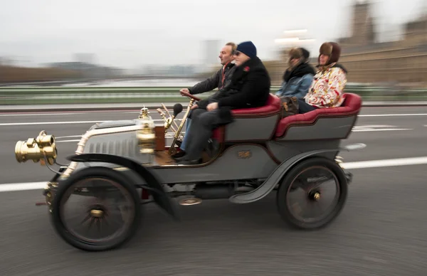 Londen naar brighton veteraan auto run 2011 — Stockfoto