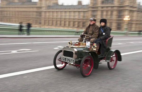 Londen naar brighton veteraan auto run 2011 — Stockfoto