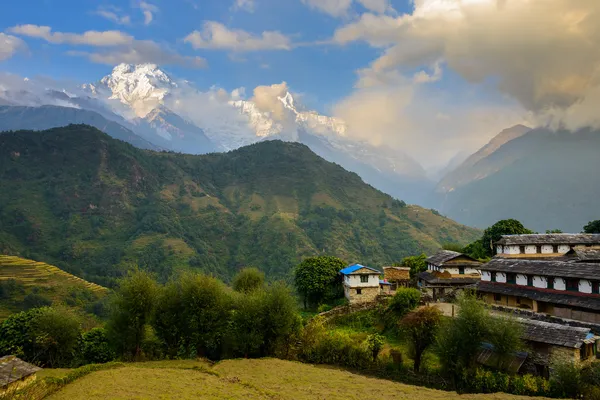 Ghandruk village in the Annapurna region — Stock Photo, Image