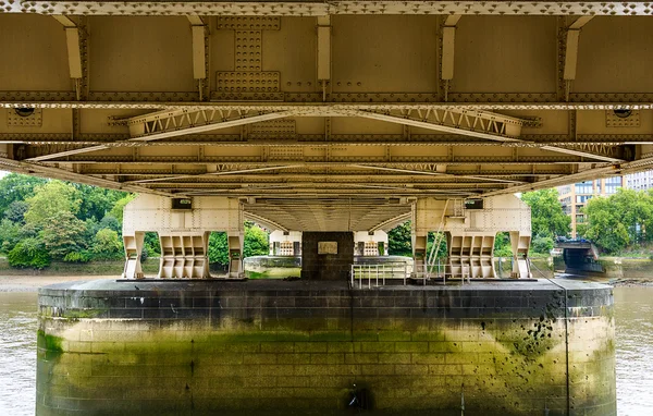 Chelsea bridge v Londýně — Stock fotografie