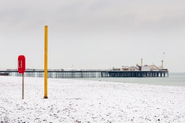 Kışın Brighton Sahili