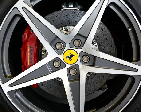Ferrari kalifornisches rad — Stockfoto