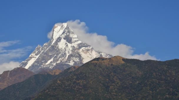 ネパールでは、タイムラプス ビデオ マチャプチャレ山 — ストック動画
