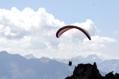 yamaç paraşütü
