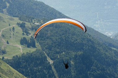 yamaç paraşütü