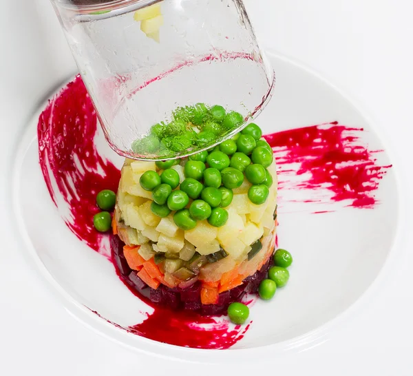 Prepared dishes of vegetables and green peas. — Stock Photo, Image