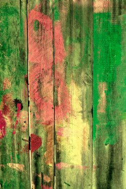 yanmış eski ahşap çit