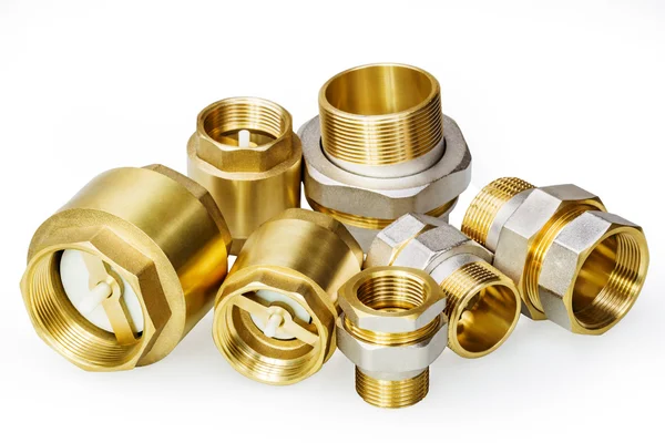 Sıhhi tesisat armatürleri ve boru parçaları